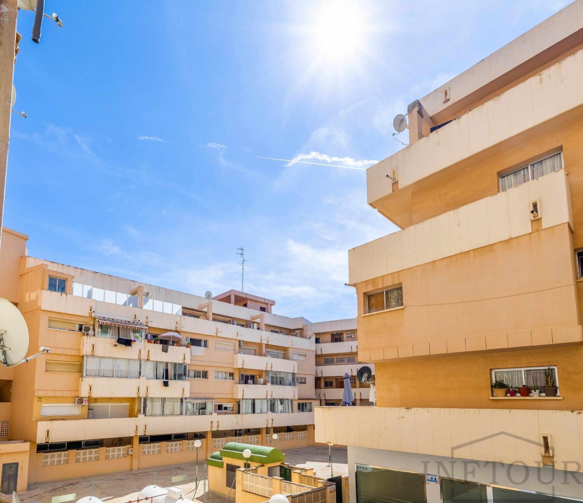 Inftour Medici Apartamento Κάλπε Εξωτερικό φωτογραφία